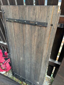 Predám drevené okenice - 2