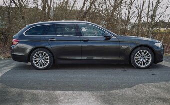 BMW 520d xDrive Touring F11 A/T - 2