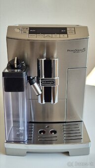Kávovar DeLonghi PrimaDonna Deluxe - 2