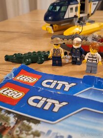 LEGO City 60067 - policajné prenasledovanie s vrtuľníkom. - 2