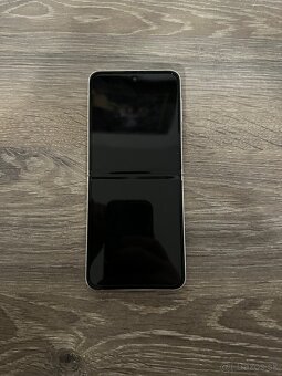 Samsung Galaxy Z FOLD 3 - 2