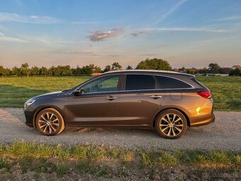 Hyundai i30, 1.6 CRDi, vysoká výbava Style, 100kw, Automat - 2