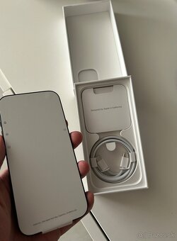 iPhone 15 128GB black - 2