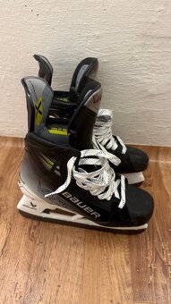 Bauer korčule CCM HYPERLITE 2 veľkosť 6.5 FIT3 - 2