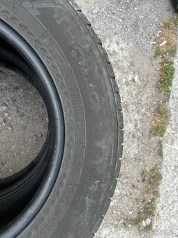 Nokian 215/65/R16 - 2