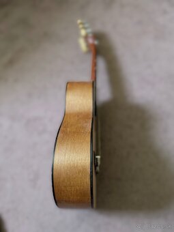 Yamaha GL1 guitalele - 2