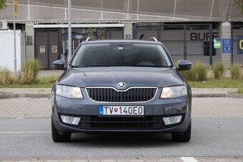 Škoda Octavia Combi 1.6 TDI Elegance DSG - 2
