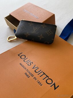 Louis Vuitton Monogram Key Pouch - 2