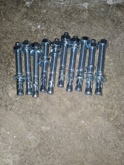 Kotva do betónu M 18 x 160 - 2