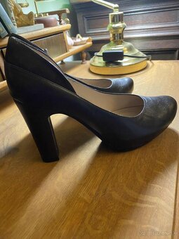 Dámske topánky  kožené Unisa - 2