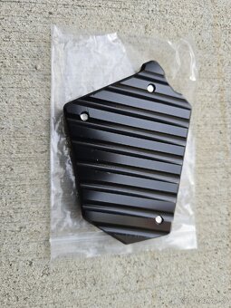 Rozsirenie stojanu BMW r 1250 gs - 2