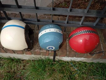 Predám prilby - 2