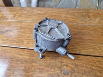 Vákuová pumpa Bosch D165-1A - 2