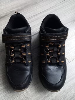 Tenisky Action Boy-super stav, veľkosť 33 - 2