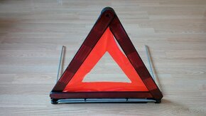 Výstražné trojuholníky do auta - 2