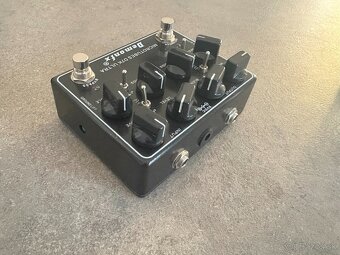 DemonFX Microtubes B7K Ultra V2 Bass Preamp Pedal - 2