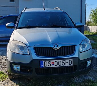 Škoda Roomster scout - 2