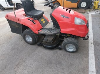 Malotraktor z kosačkou - 2