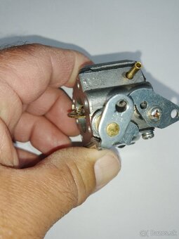 Walbro-original z Partner 351XT - 2