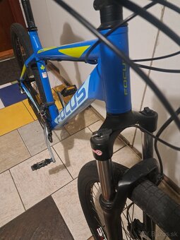 Horský bicykel Focus - 2