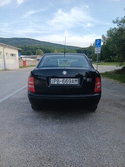 Predám Skoda Fabia 1.4 Benzin Sedan - 2