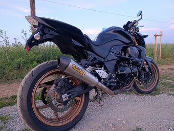 Kawasaki Z750R - 2