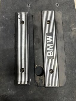 Kryt motora BMW M50B25 - 2