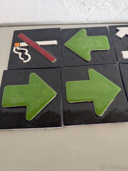 Keramické obklady zo symbolmi - 2