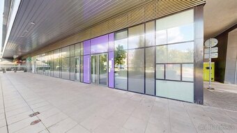 Prenajmem garážové miesto v OC Retro - 2