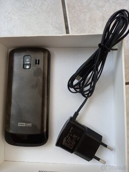 Tlacitkovy telefon - 2