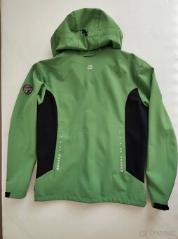 Turistická bunda a nohavice, Vreckový ďalekohľad - 2