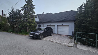 Prenájom priestranného apartmánu s nádherným výhľadom. - 2