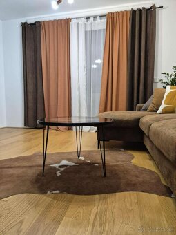 Konferenčný stolík - 2