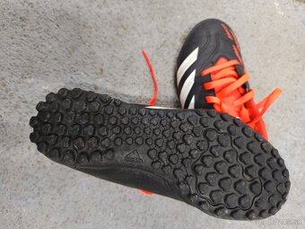 Adidas Predátor 34 turfy - 2