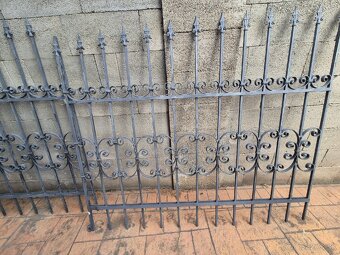 Predám kovanú predzahrádku - 2