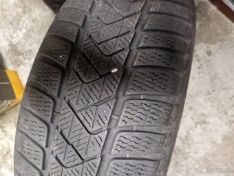 Predam zimne pneu 225/50r18 - 2