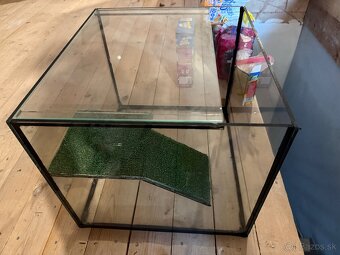 Akvarium pre korytnacku 35x40cm vyska 35 - 2