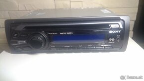 Sony CDX-GT25 - 2