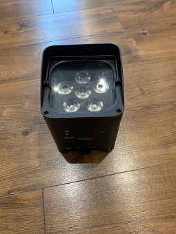 Led baterkovy Par RGBWAUV - 2