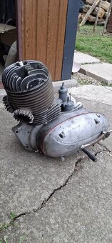 Motor jawa 250 - 2