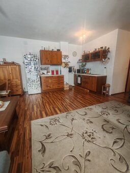3 - izbový byt s dvoma balkónmi v centre mesta Malacky - 2