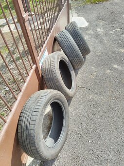 Predám pneumatiky R15, R14, gumy, disky Peugeot, Dacia - 2