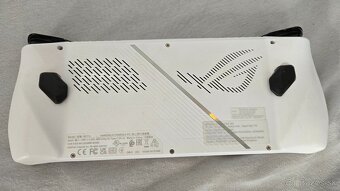 Asus ROG Ally Z1 Extreme - 2