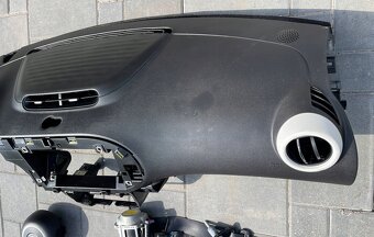 Renault Twingo III 3 2014- palubovka / palubná doska airbagy - 2