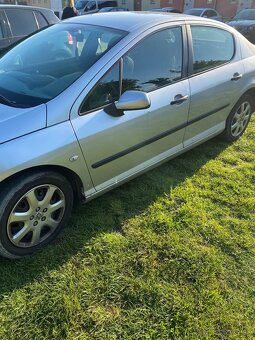 Peugeot 407 - 2