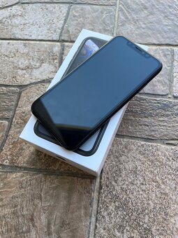 ✅ Apple iPhone XR 64GB - 2