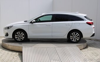 HYUNDAI i30 CW Family 1,6 CRDi 85 kW - 2