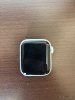 Apple watch SE (2.generacia) - 2