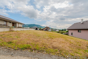 Stavebný pozemok na predaj, Hrušková ulica, obec Fintice - 2