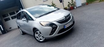 Opel Zafira Tourer - 2